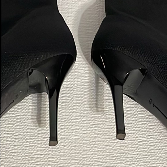 Guess Los Ángeles high heels booties, size 8.5M - Picture 7 of 12
